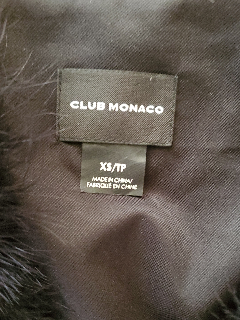 Club Monaco Marabou Feather Beautiful Black Vest - Picture 2 of 6